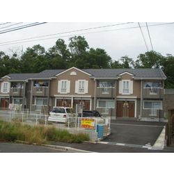 アパート鳥取市浜坂２丁目
